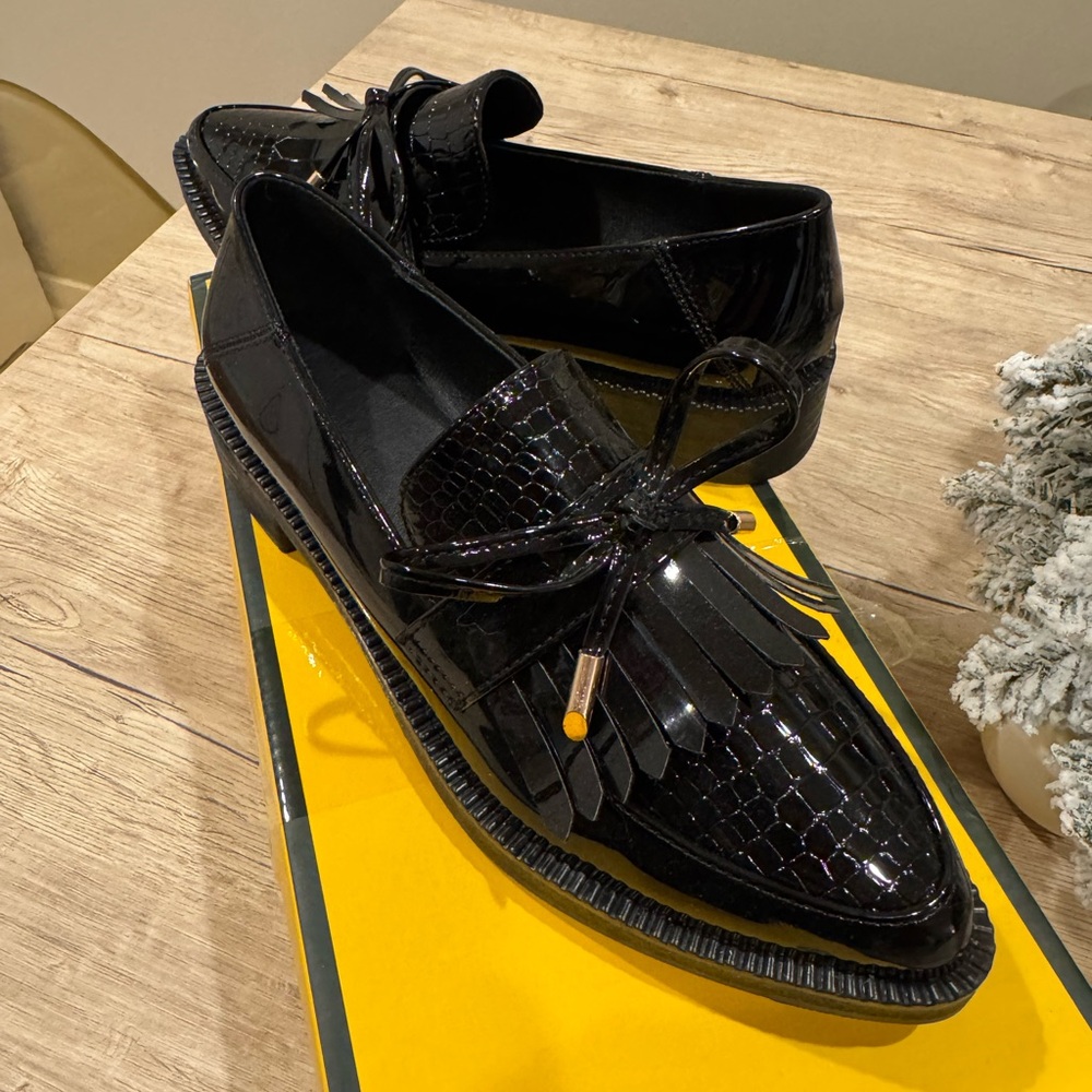 Black crocodile Loafers
